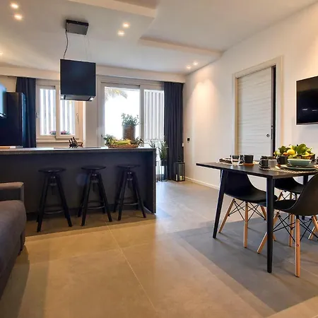 2 Bedroom Lovely In Trappeto *