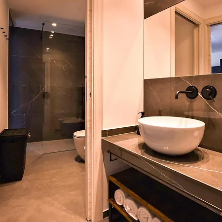 2 Bedroom Lovely In